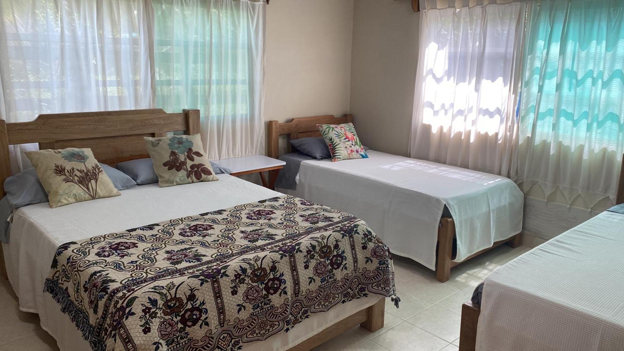 Zefiro Hostal 圣贝尔纳多德尔比恩托 外观 照片